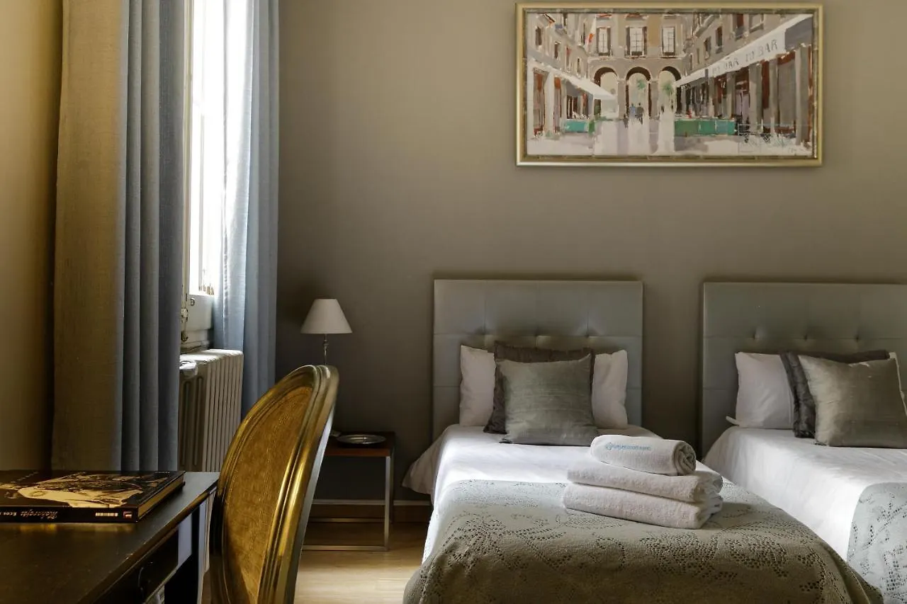 Enjoy Apartments Gran Via Barcelona Spanien