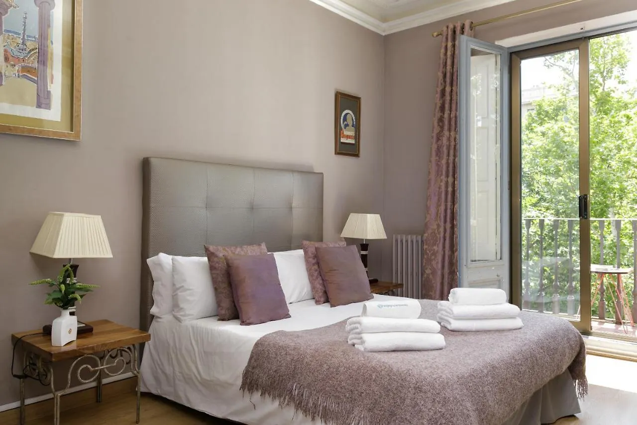 Enjoy Apartments Gran Via バルセロナ スペイン